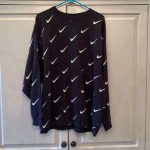 Nike sweatshirt.